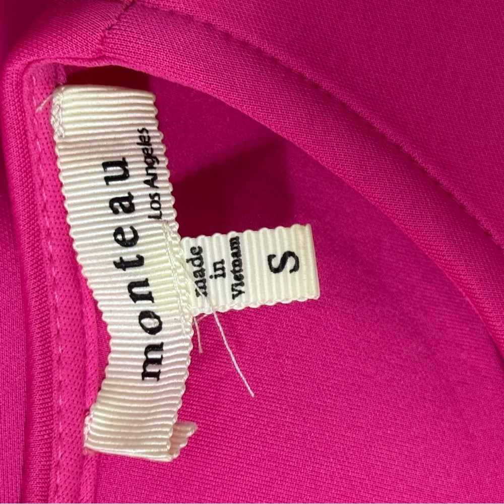 Monteau Hot Pink Peplum Sleeveless Top - Picture 12 of 13